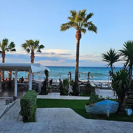 Apartamento Mastora Seaside *