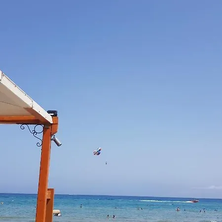 Appartamento Mastora Seaside *