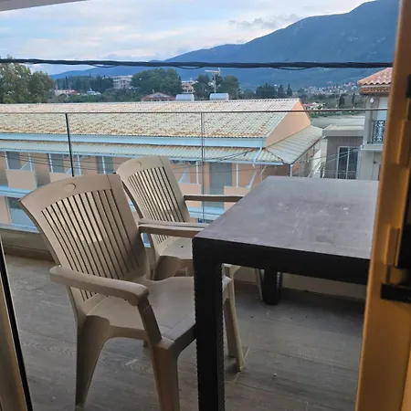 Mastora Seaside Apartment