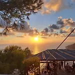 Mastora Seaside
