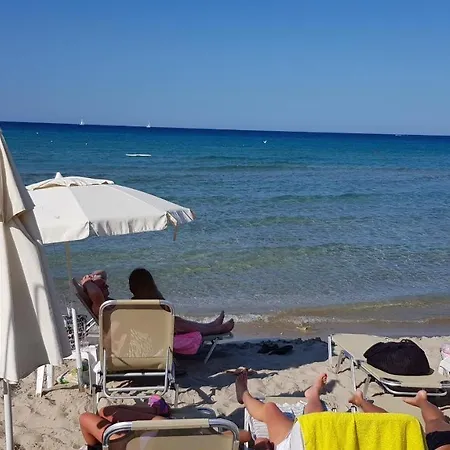 Mastora Seaside Αλυκών