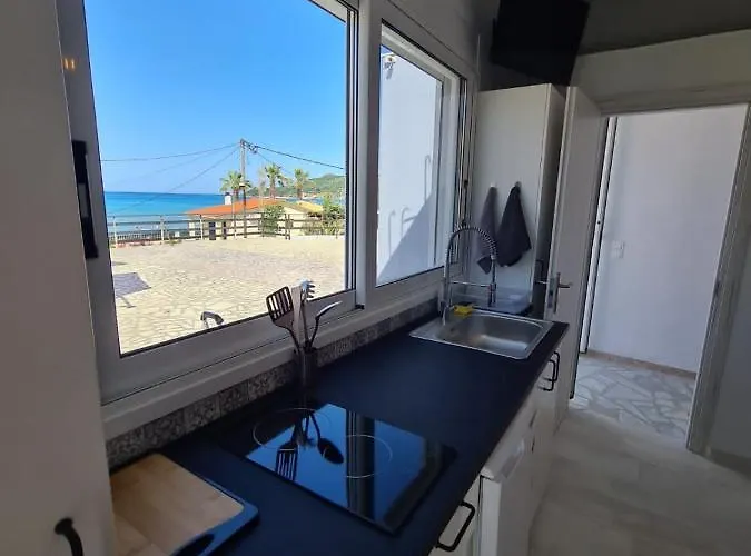 Mastora Seaside Διαμέρισμα *