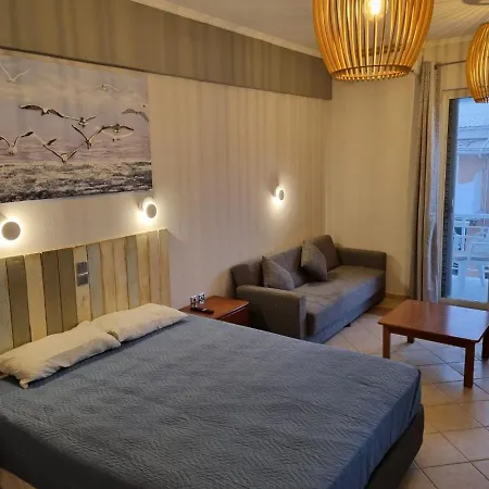 Mastora Seaside Lägenhet *